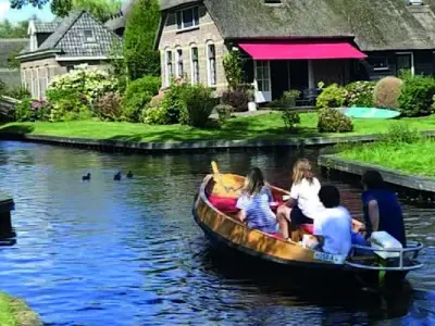 Authentic Giethoorn Boats