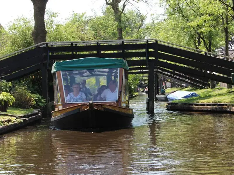 Rondvaart Weerribben-Wieden