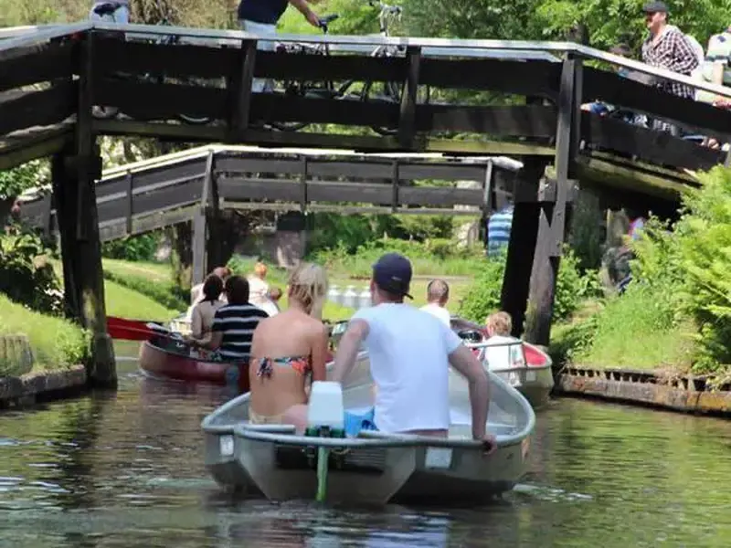 Fluisterboot Giethoorn